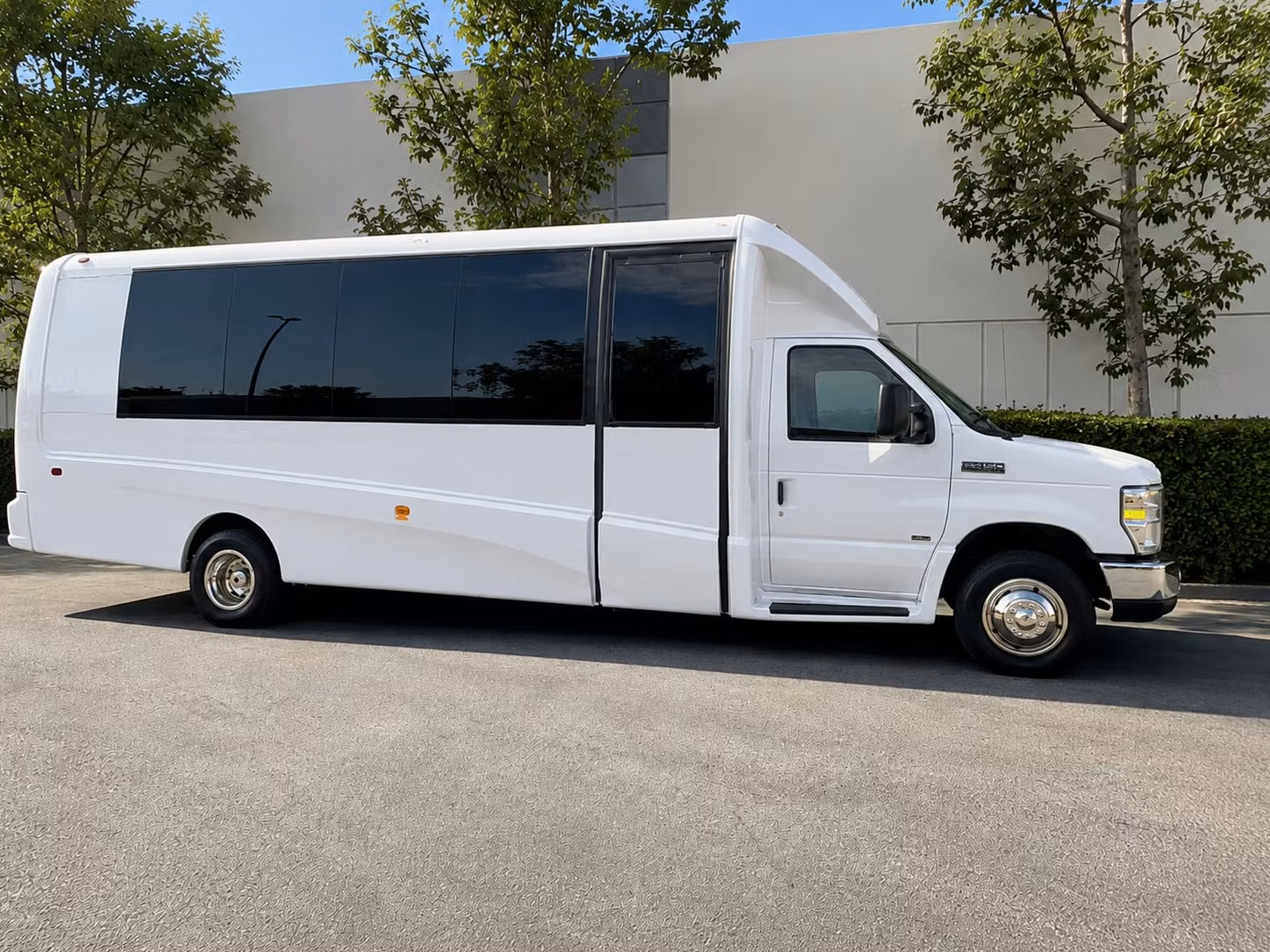 20 passenger minibus