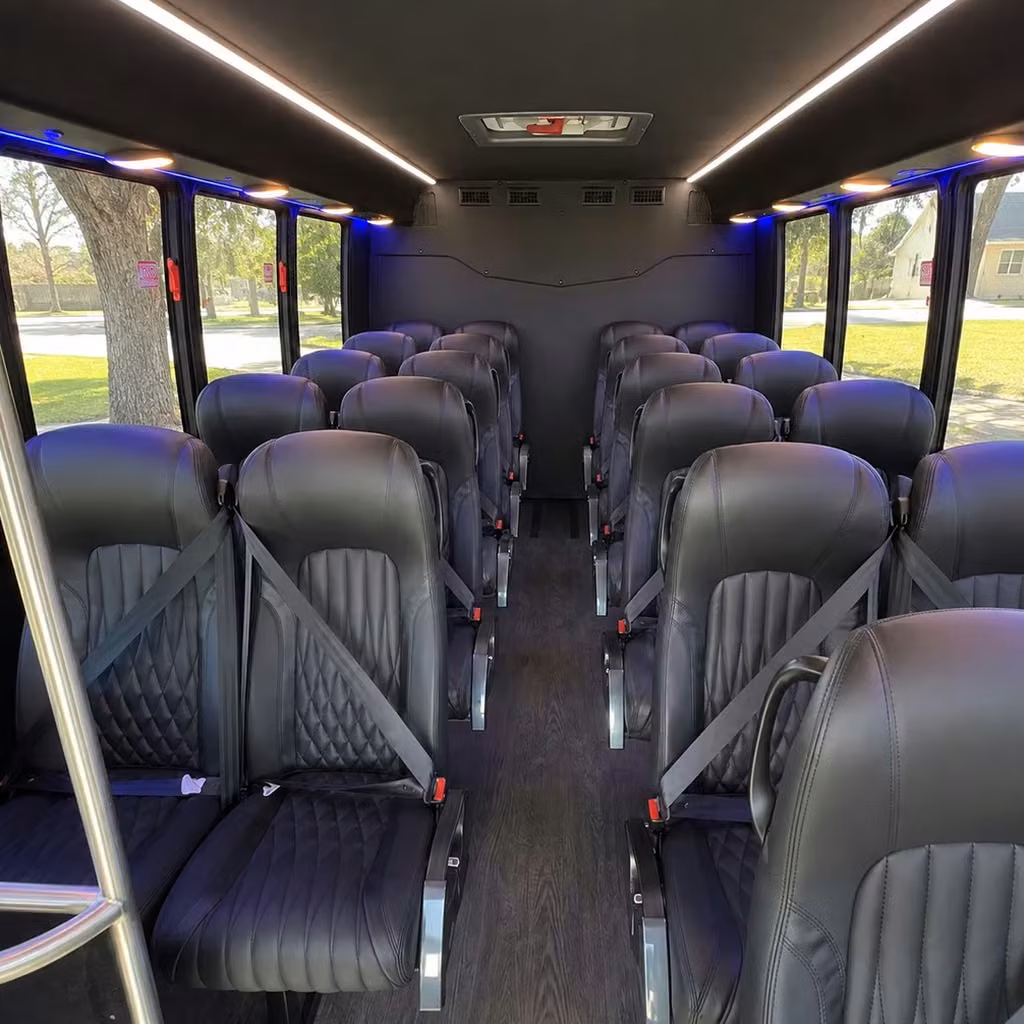 redding 25 passenger minibus rental