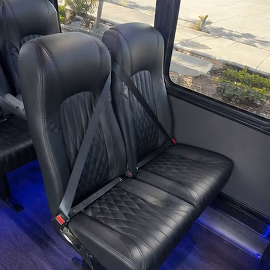 redding 28 passenger minibus rental