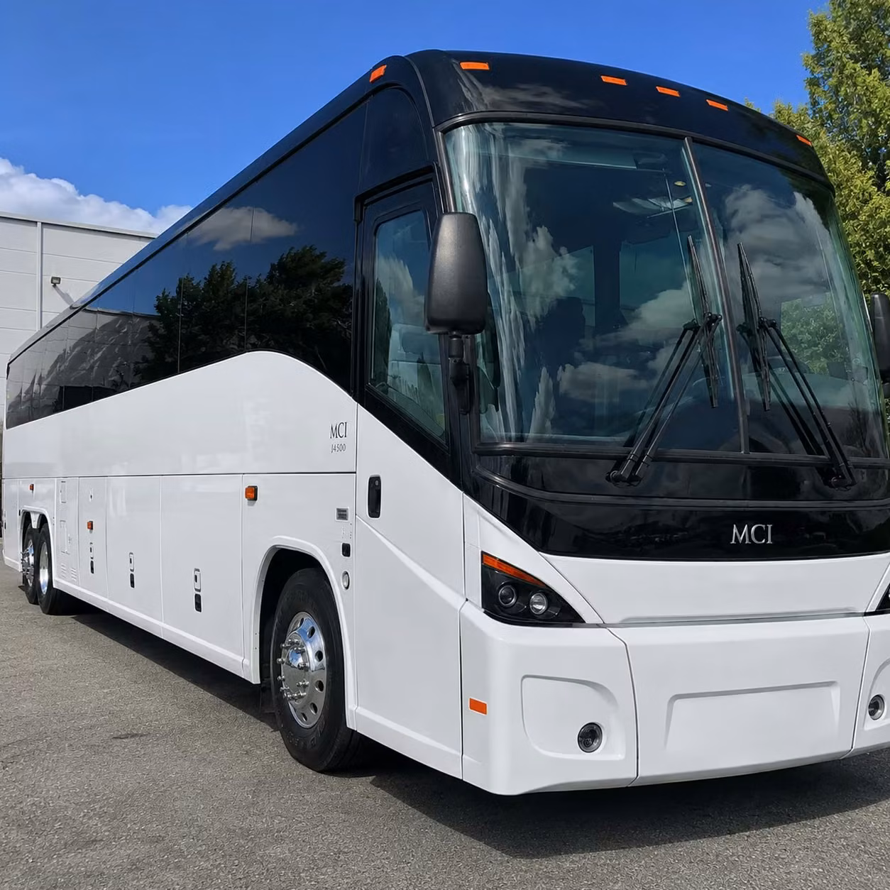 redding charter bus rentals for sports teams sporting events
